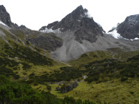 Dremelspitze mit östlicher und westlicher Dremelscharte