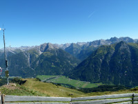 Blick von der Jöchelspitze nach Bach