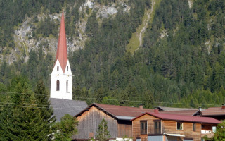 Kirche in Elmen