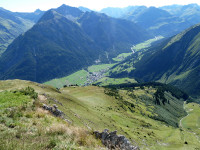 Blick vom Gipfel der Jöchelspitze nach Holzgau