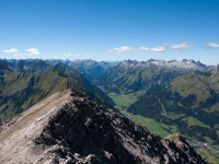 Grat zur Wildebnerspitze (unten rechts)