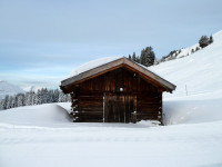 Hütte unterhalb der Bergstation