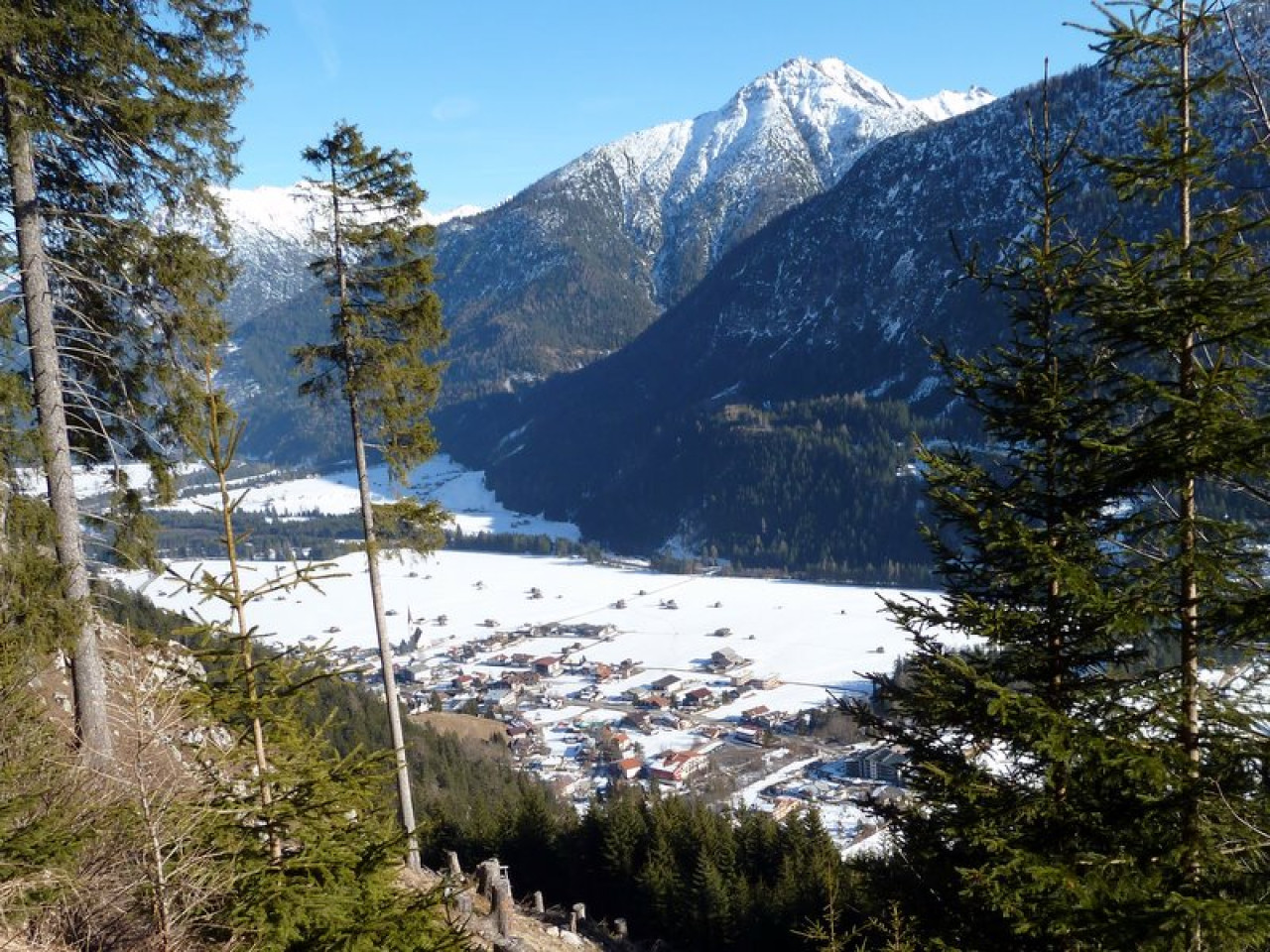  Elbigenalp von der Gibler Alm aus