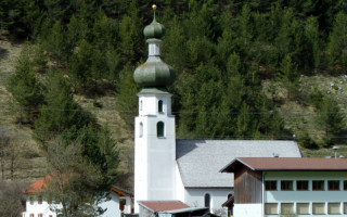  Kirche in Hägerau
