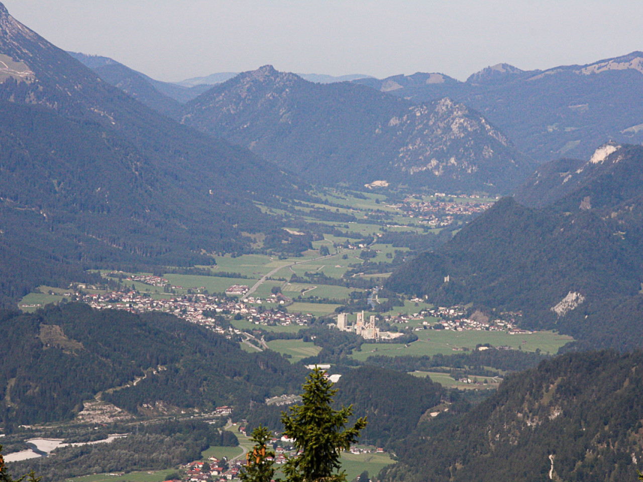  Blick nach Vils und Pfronten