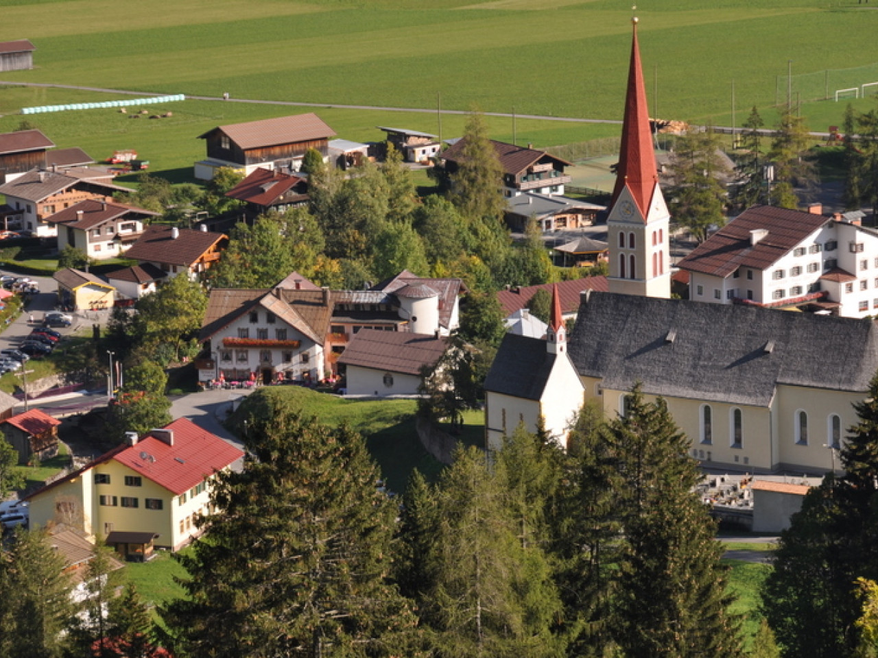  Holzgau - Kirche