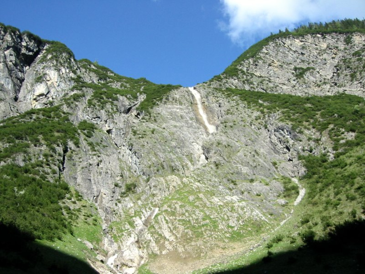  Wasserfall in der Nähe der Roßgumpenalm